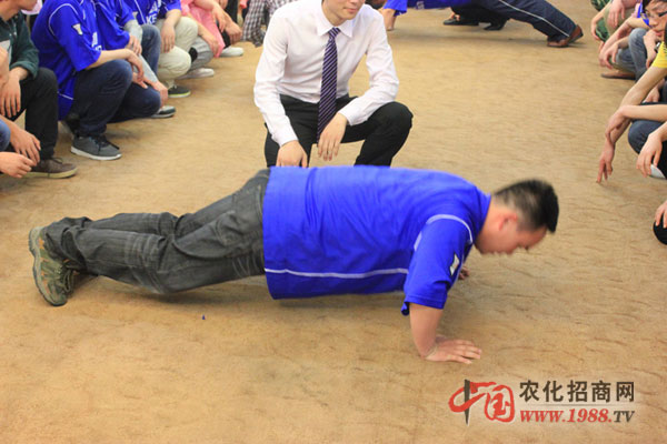 һ��СС���R�����͕��o�e�ˎ�����֪�������ӵĞ�(z��i)�y