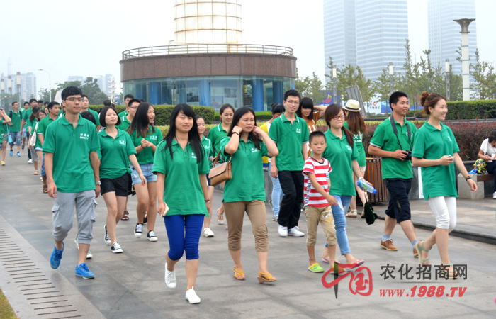 �옷������������������