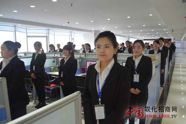 ���L���������