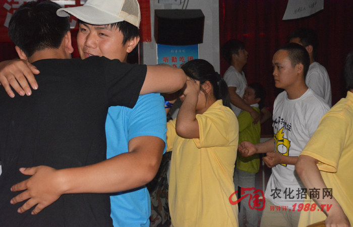 �𱬃������F���P�P����������֮·