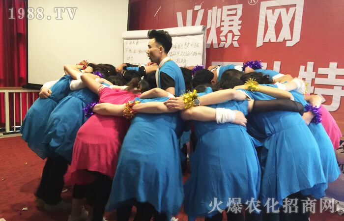 ׌؟�������