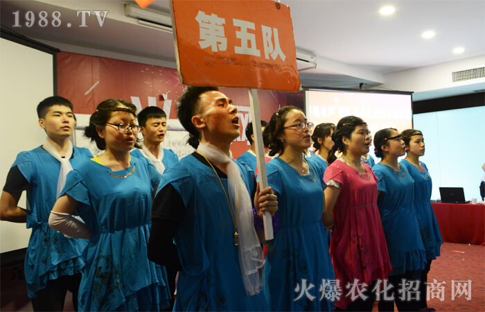 ׌����(x��)�T���ҳ��L(zh��ng)����һ��(g��)��������������