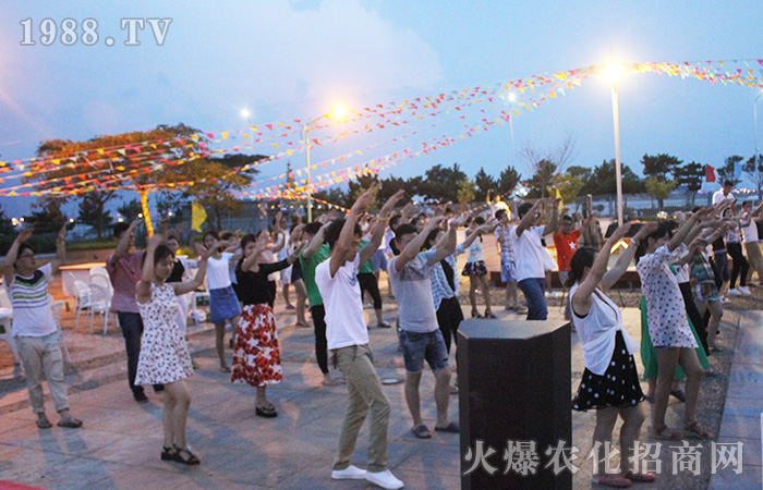 �����B�Ƹ�֮�� һ��(ch��ng)�f(shu��)�߾��ߵ�����