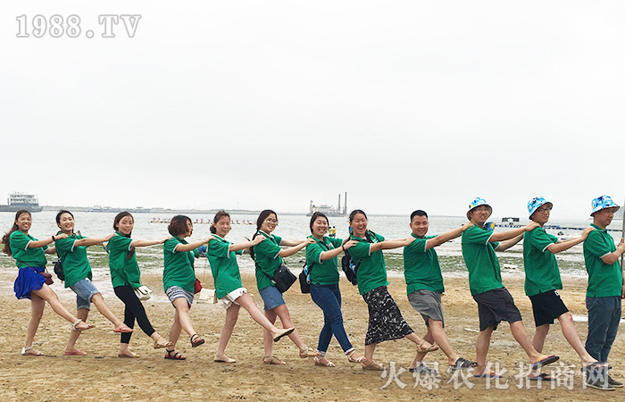     �f�߾��ߵ����С����𱬼����B�Ƹ�֮��