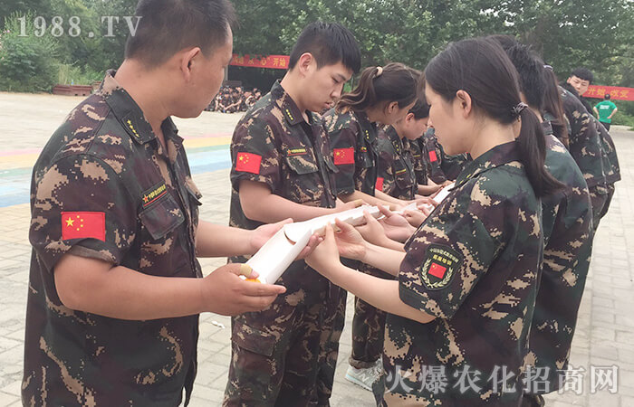 �ġ��ġ����l(f��)���҂�һ���ƵZǰ����