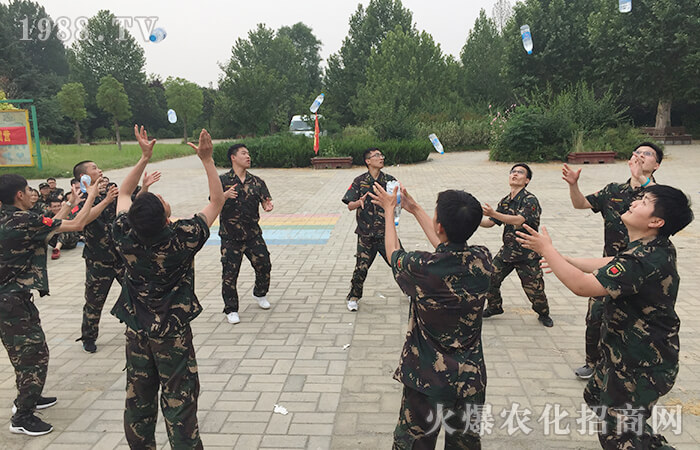 ���Ĳ������^��ǰ��