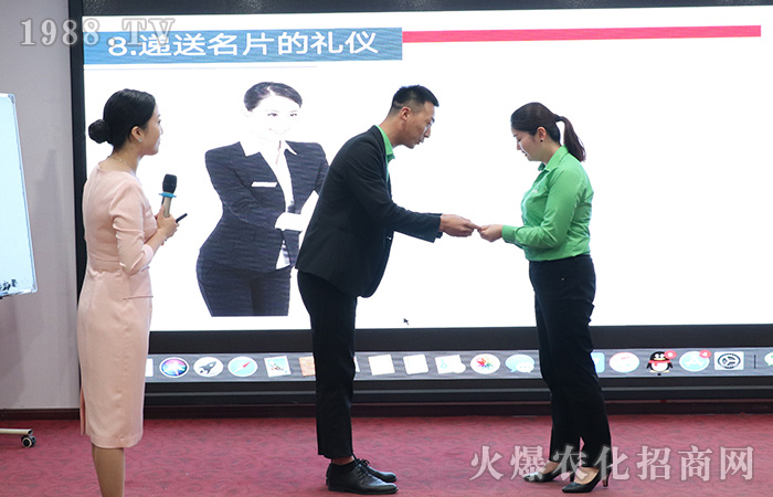 ��(x��)��(ji��)�Q���ɔ�