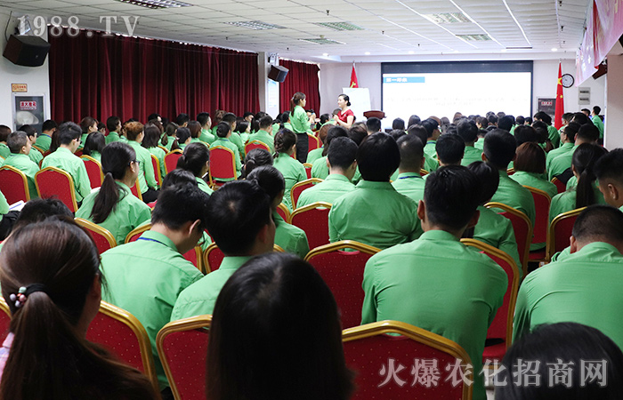 ׌�Y�x����ÿ��(g��)��(x��)��(ji��)�����݃�(y��u)���^(gu��)һ����