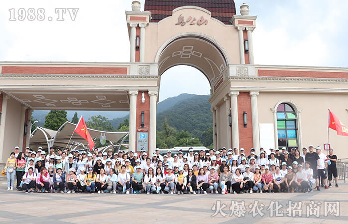 �߽������r��������Ӣ�����