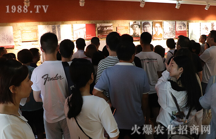 ������ؓ(f��)��Ҋ(ji��n)���c��һ���������(y��ng)