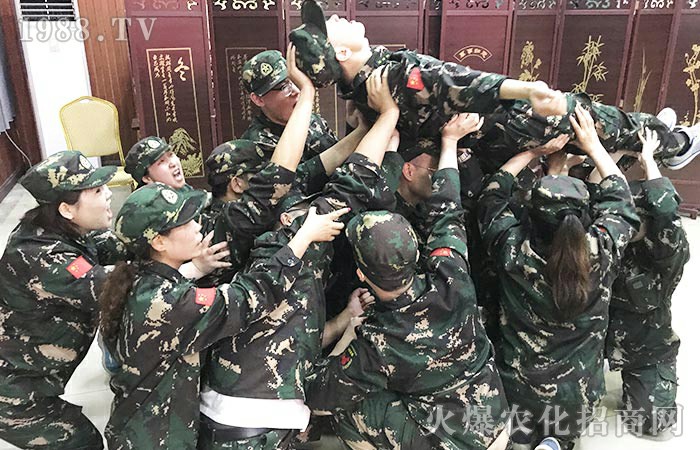 齊心協(xié)力，才能創(chuàng)造奇跡