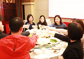 ��ʢ������ҚgЦ�Z���䘷������