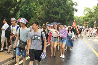 �˴��P(gu��n)�˗l�R·��8�l���й��µ��Ͻ������ˎ����I(l��ng)�����u�L(f��ng)����